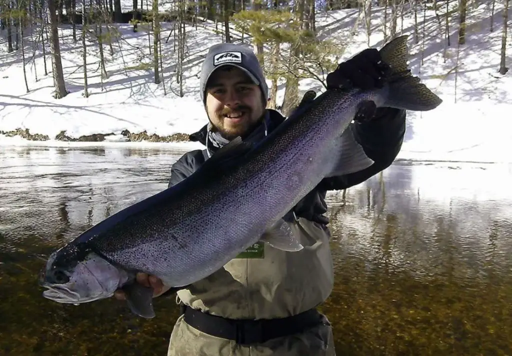 Steve Cornetet a guide a baldwin creek lodge with a nice early spring steelhead