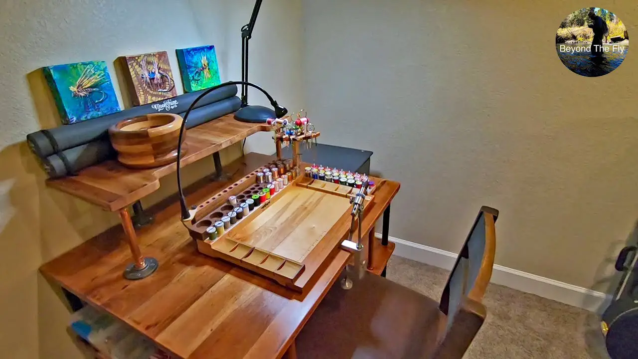 how to build a fly tying desk, buying a fly desk, what is a fly tying desk, benefits of a fly tying desk